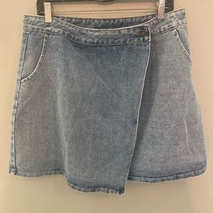 Denim mini skirt NWOT